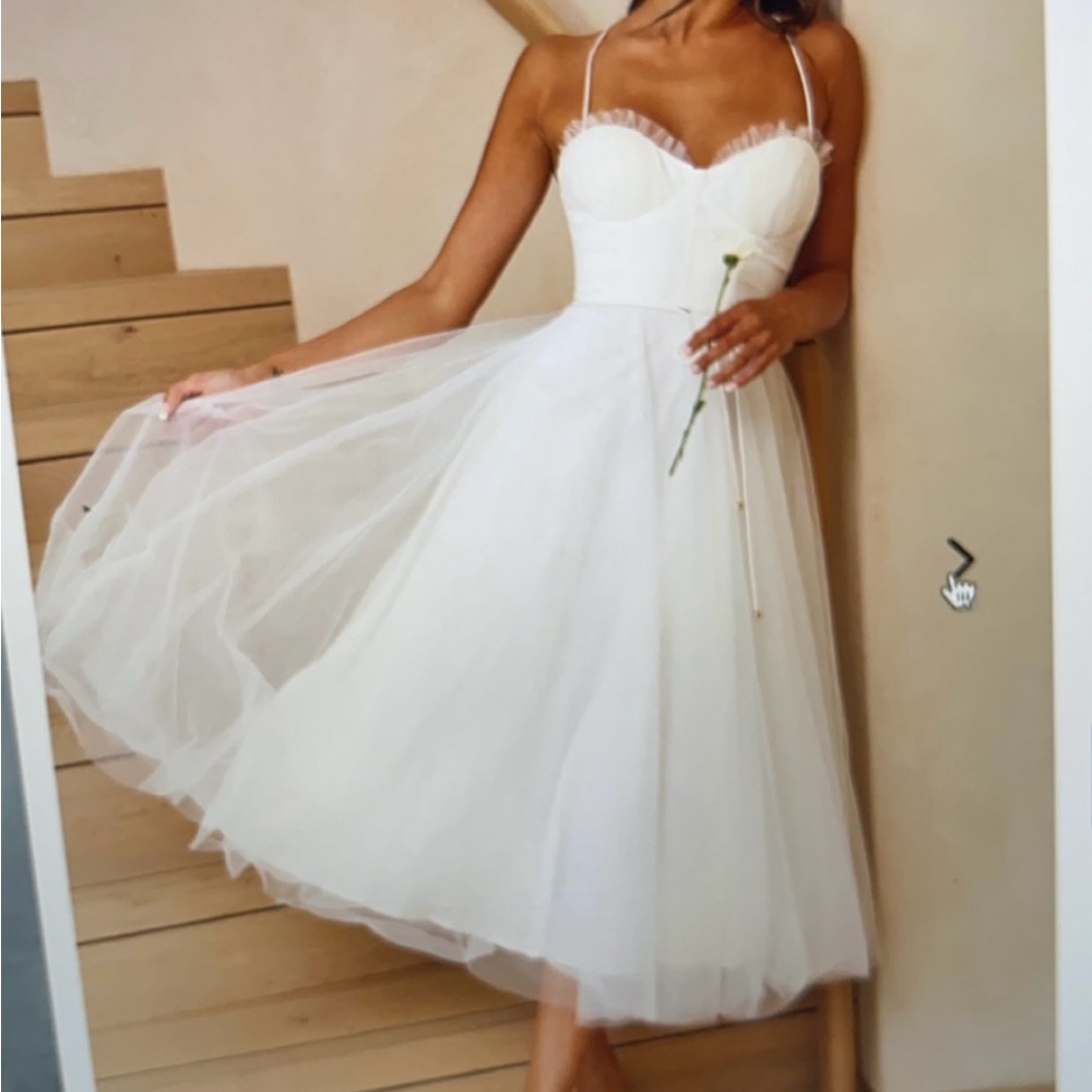 Selfie Leslie white chiffon dress